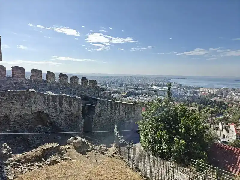 Ανοδική τάση θερμοκρασιών το Σαββατοκύριακο — έως 17°C την Κυριακή