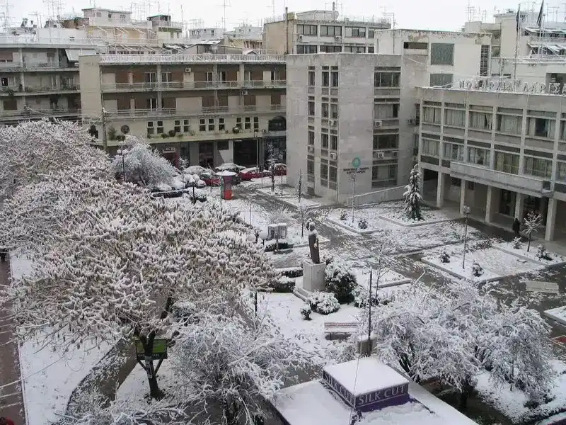 Σαν σήμερα 1987: Μεγάλη χιονόπτωση στη Θεσσαλονίκη