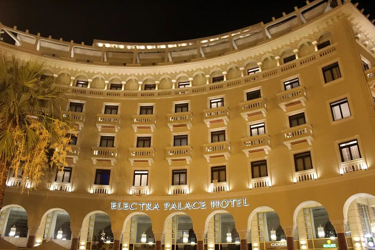 Πλατεία Αριστοτέλους Θεσσαλονίκη σε καλό καιρό