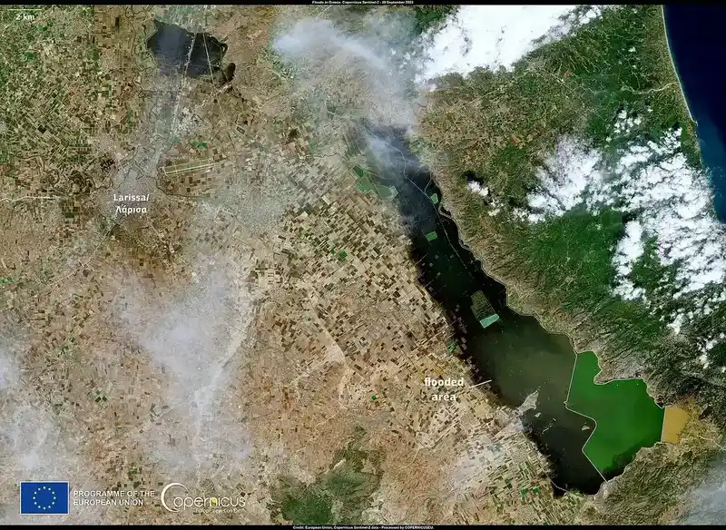 Πλημμυρισμένες αγροτικές εκτάσεις στη Θεσσαλία